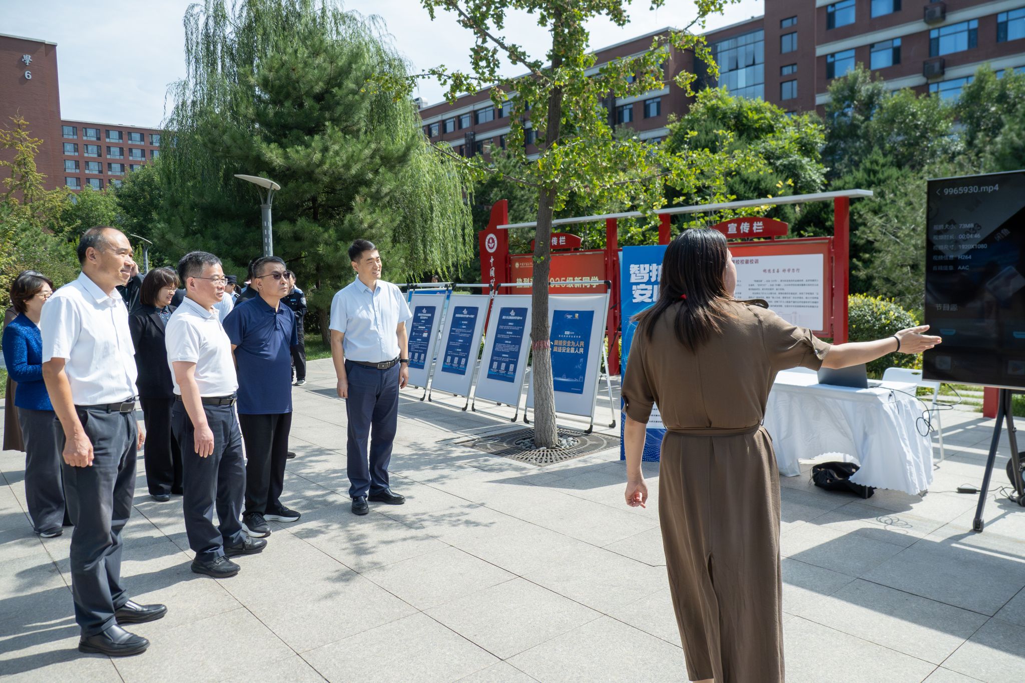 virtual_attach_file (2).jpg