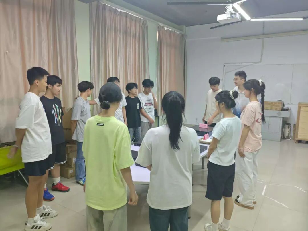 微信图片_2025-11-05_144007_240.jpg 微信图片_2025-11-05_144007_240.jpg