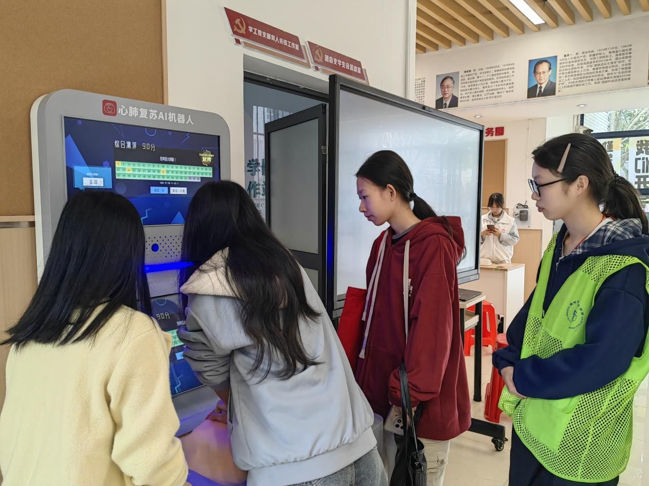 图片3.jpg 图片3.jpg