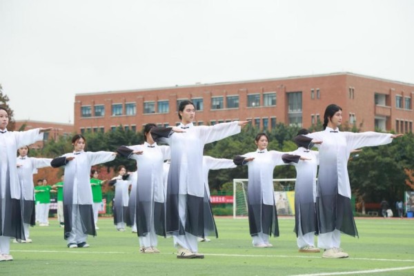 图片4.jpg 图片4.jpg