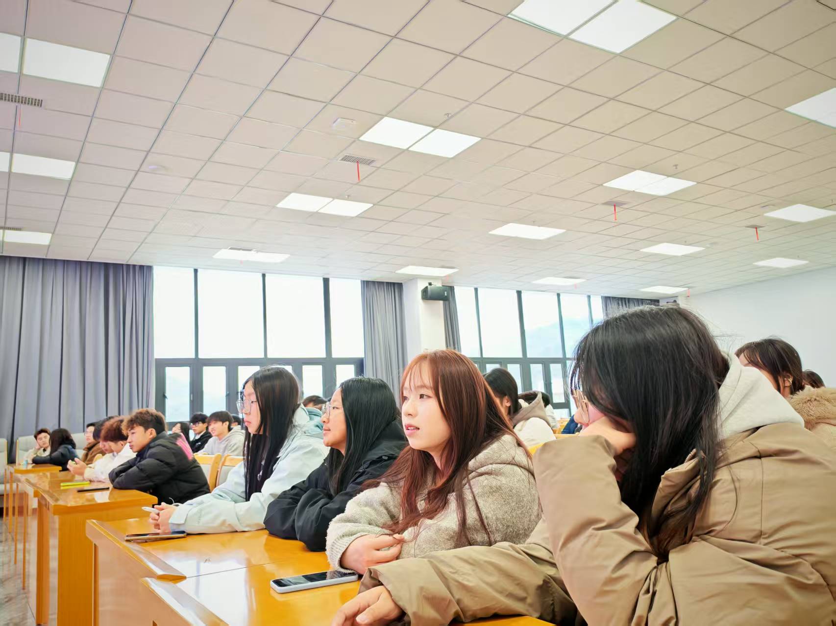 微信图片_20251112101431_229_58.jpg 微信图片_20251112101431_229_58.jpg