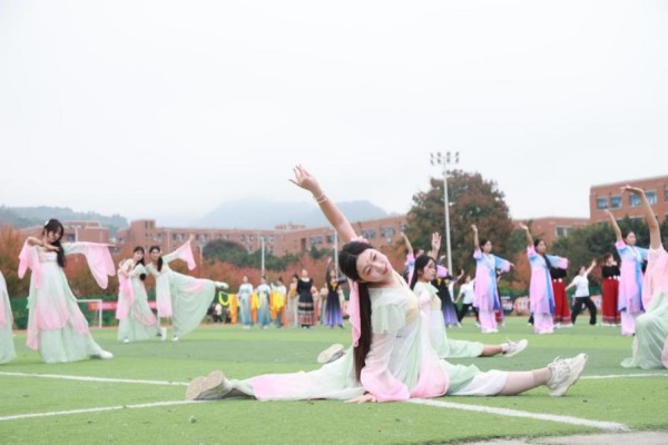 图片10.jpg 图片10.jpg