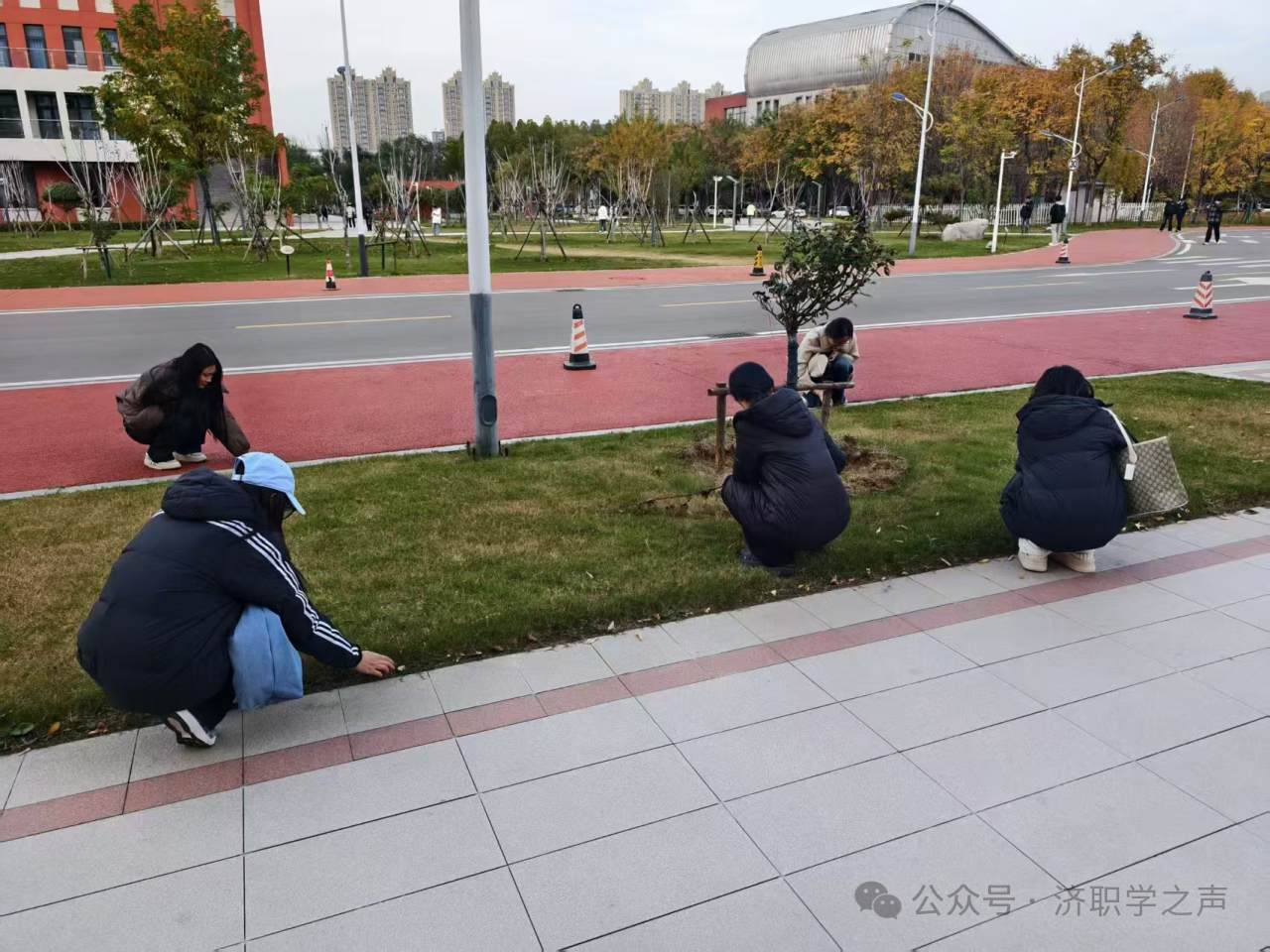 微信图片_2025-11-14_095130_064.png 微信图片_2025-11-14_095130_064.png