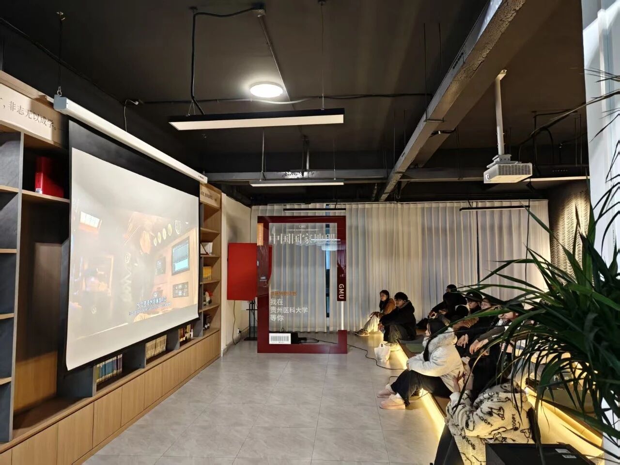 微信图片_2025-11-18_090437_814.jpg 微信图片_2025-11-18_090437_814.jpg