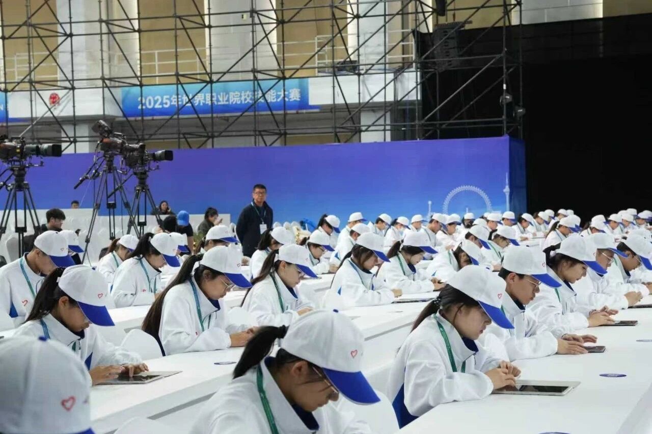 微信图片_2025-11-18_211136_984.jpg 微信图片_2025-11-18_211136_984.jpg