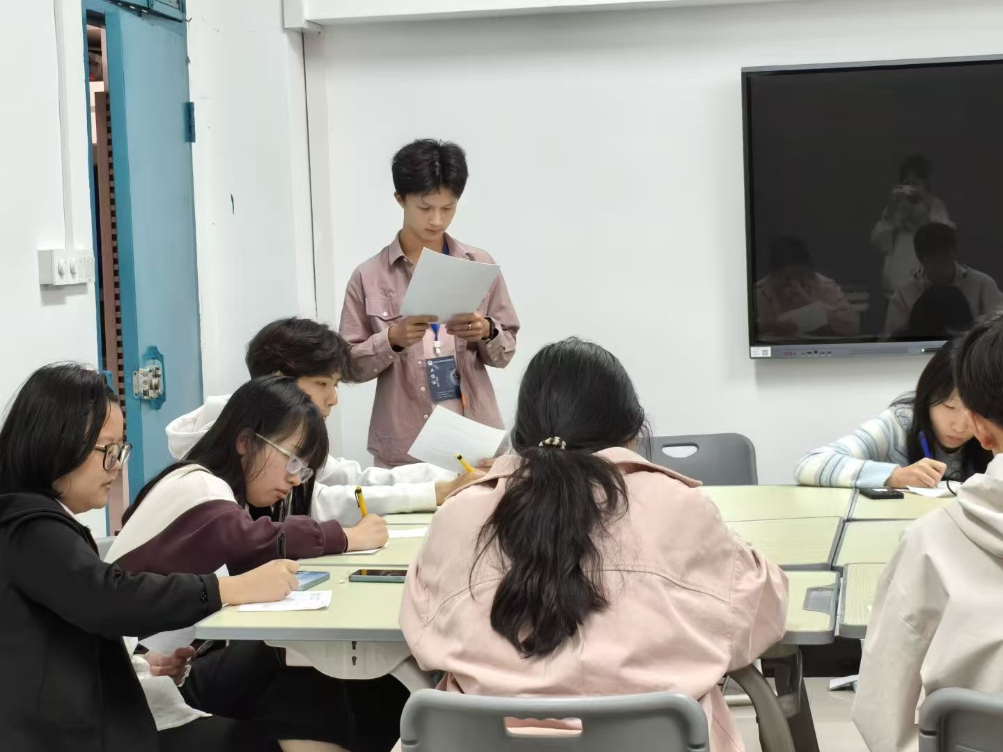 微信图片_20251120140338_354_2.jpg 微信图片_20251120140338_354_2.jpg