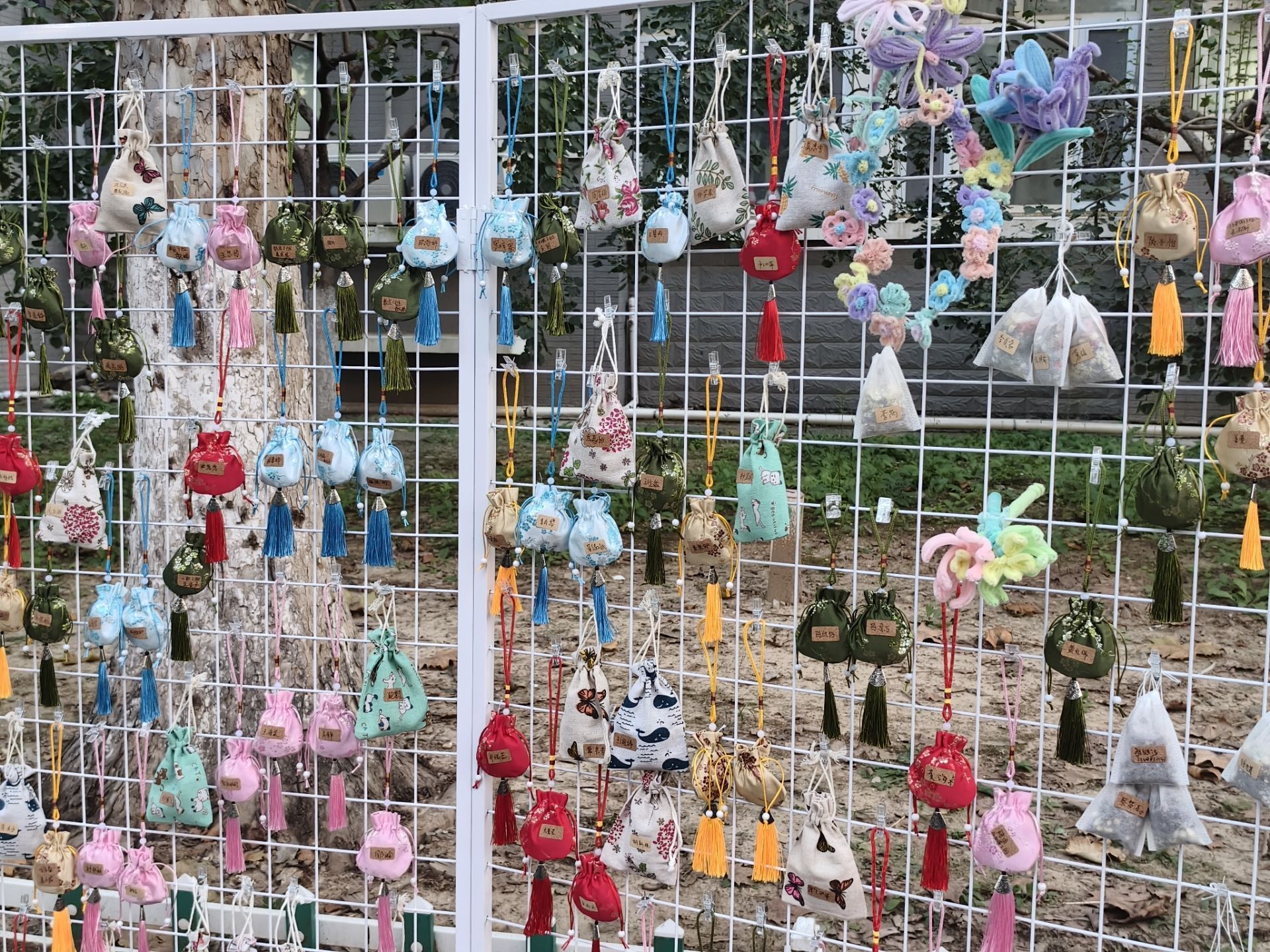 “很高兴‘寓’见你”——“一站式”学生社区第十四届宿舍文化节系列活动在学生社区火热开启 (2).jpeg