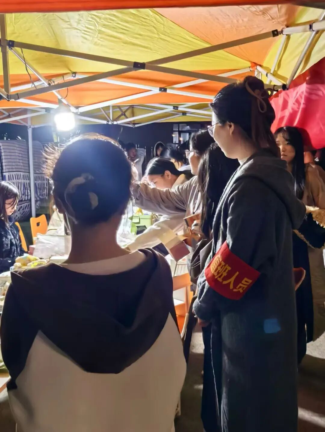 default (50).jpg default (50).jpg