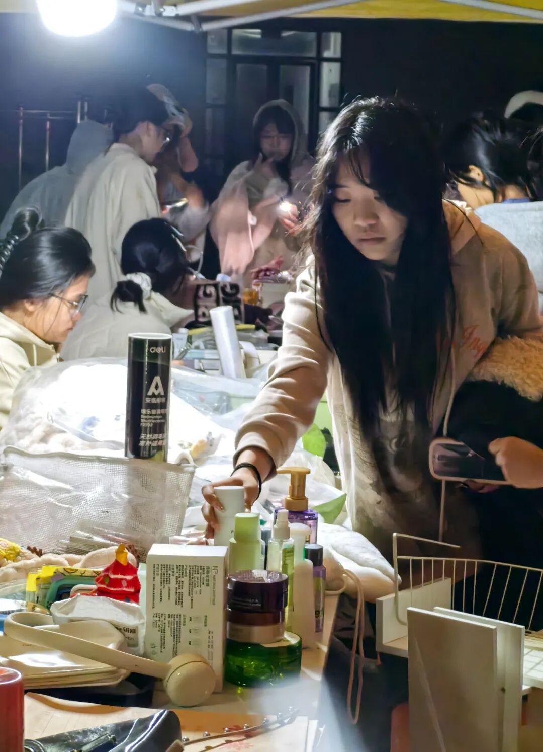 default (48).jpg default (48).jpg