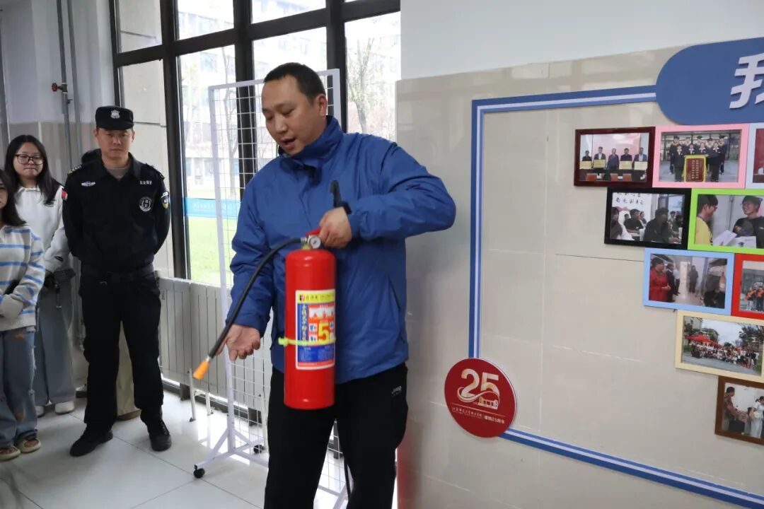 640 (8).jpg 640 (8).jpg