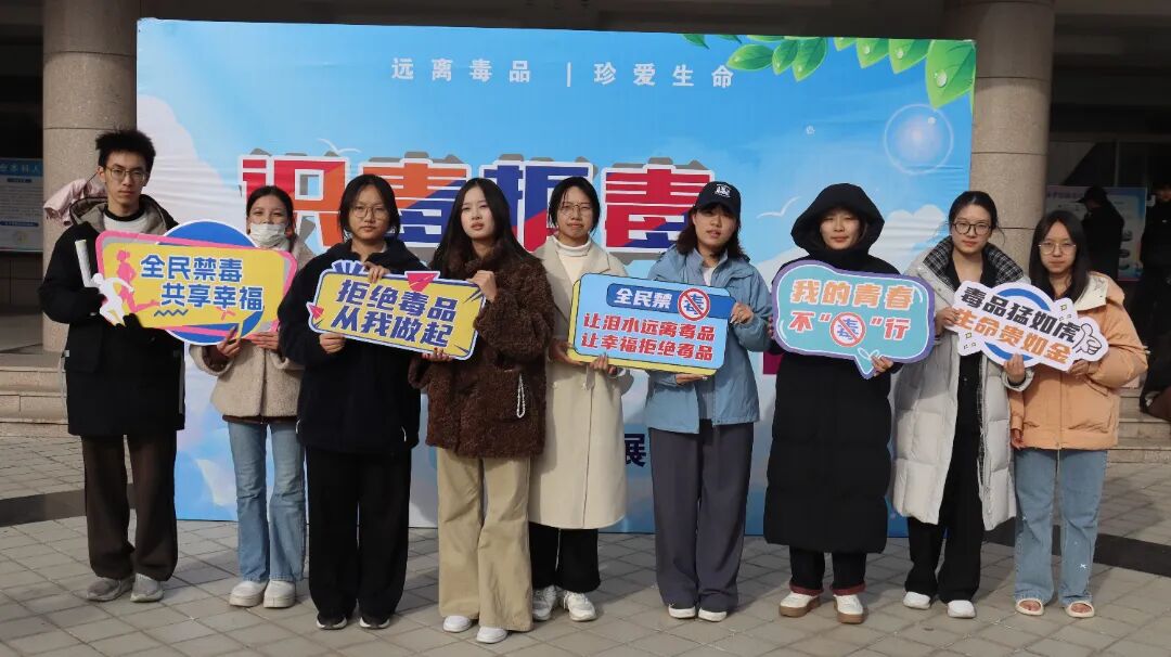 微信图片_2025-11-29_220940_033.jpg 微信图片_2025-11-29_220940_033.jpg