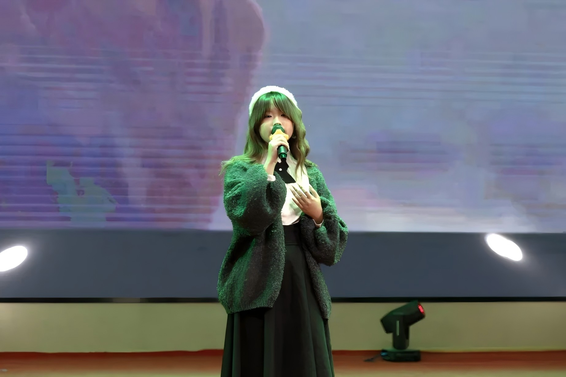 信息技术系《大眠》