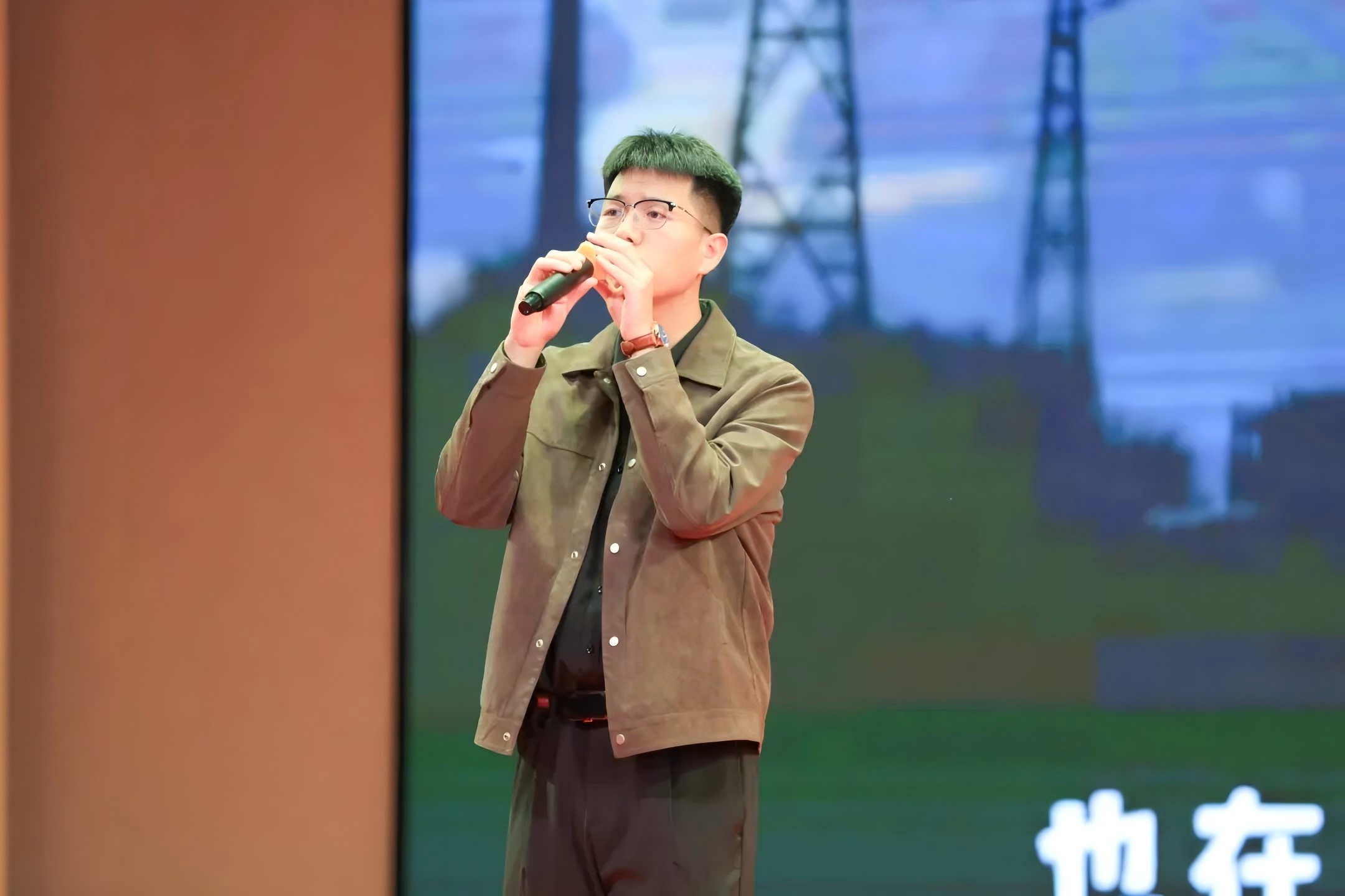 信息技术系《南风北巷》