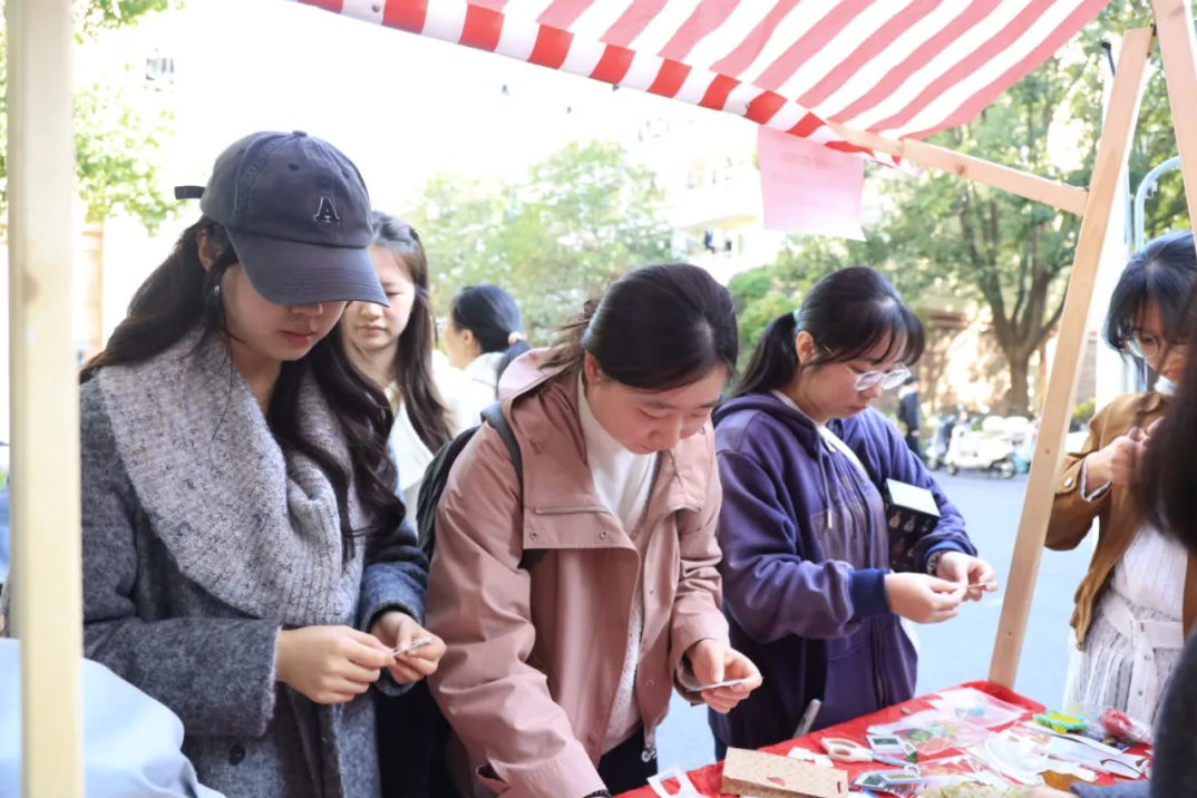 屏幕截图 2025-12-02 155835.png