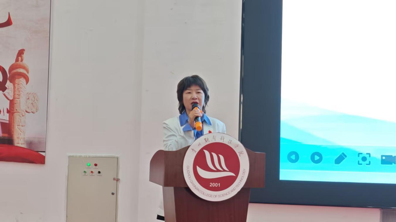 图为黄银花点评.png 图为黄银花点评.png