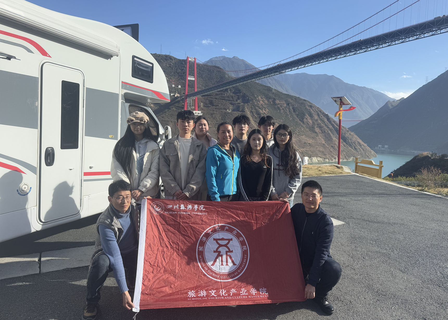 屏幕截图 2025-12-03 185410.png