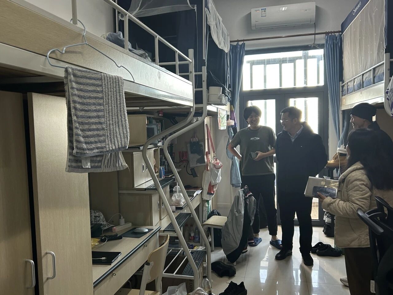 微信图片_20251204104810_194_120.jpg 微信图片_20251204104810_194_120.jpg