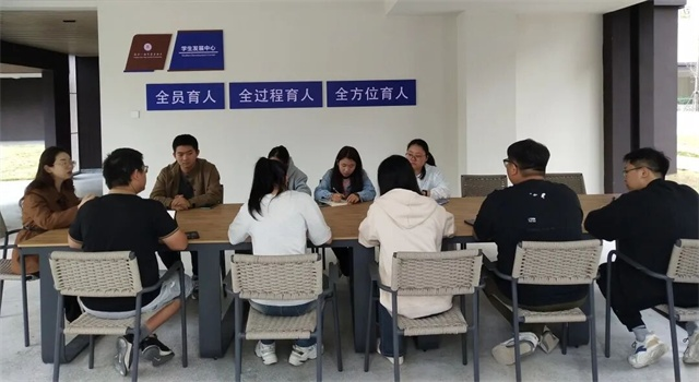 图片4.png 图片4.png