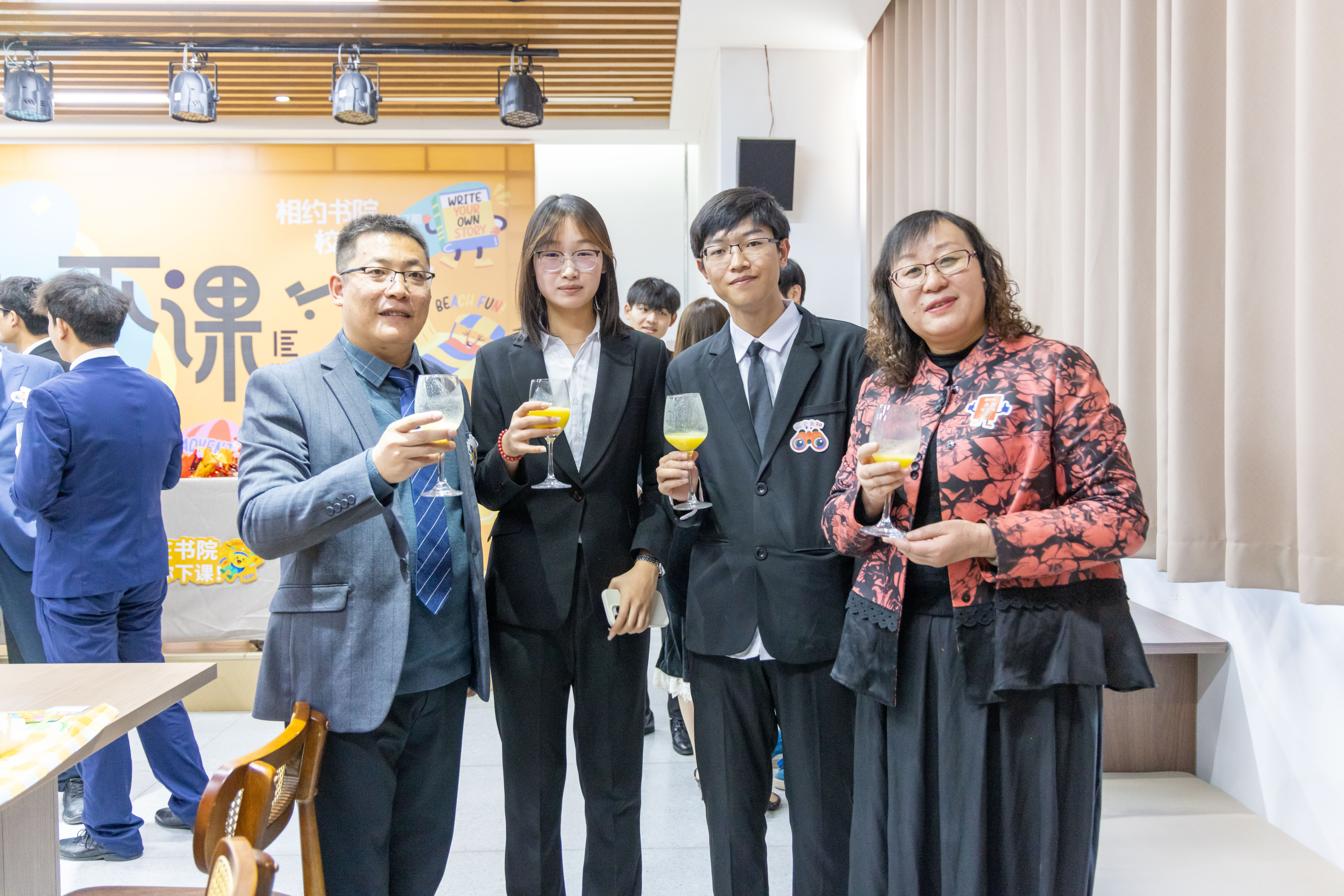 图片32.jpeg 图片32.jpeg