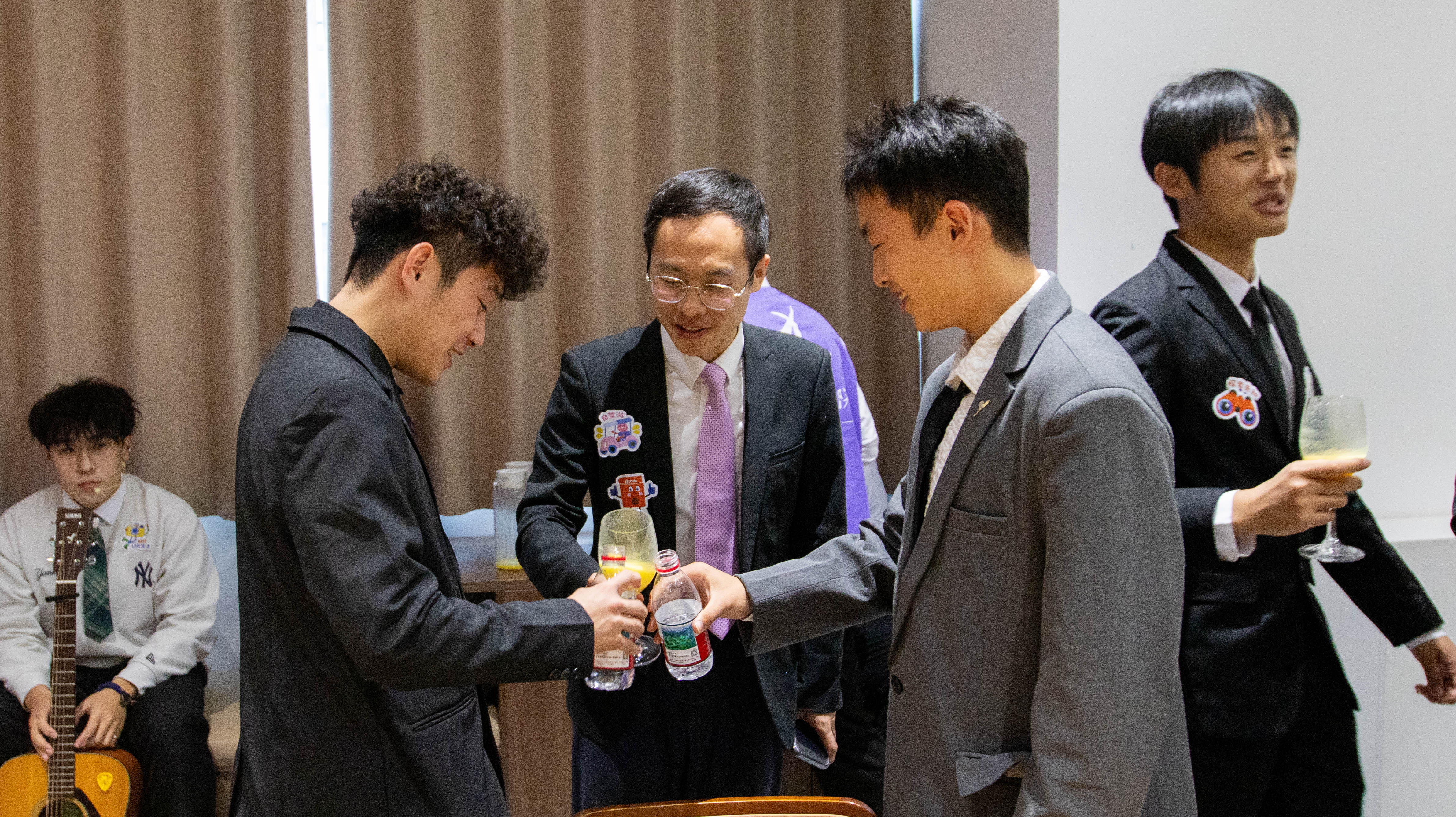 图片26.jpg 图片26.jpg