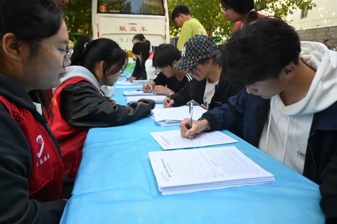 微信图片_2025-12-08_120210_390.jpg 微信图片_2025-12-08_120210_390.jpg