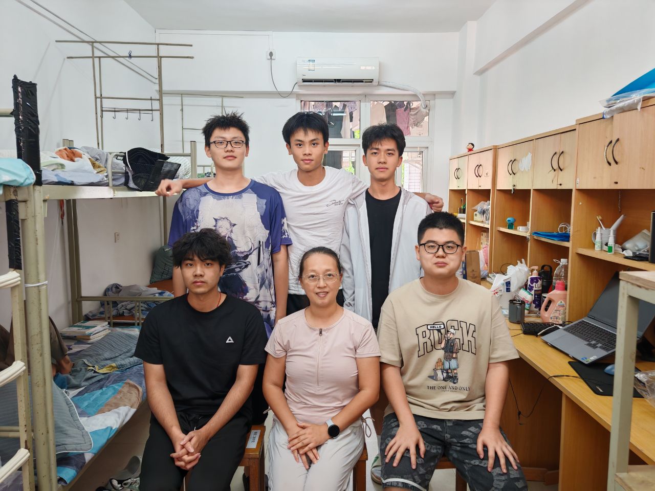 10.专业教师进社区.jpg 10.专业教师进社区.jpg