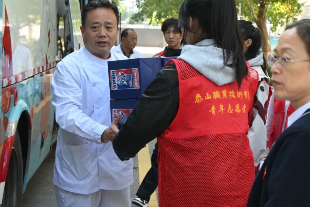 微信图片_2025-12-08_120202_874.jpg 微信图片_2025-12-08_120202_874.jpg