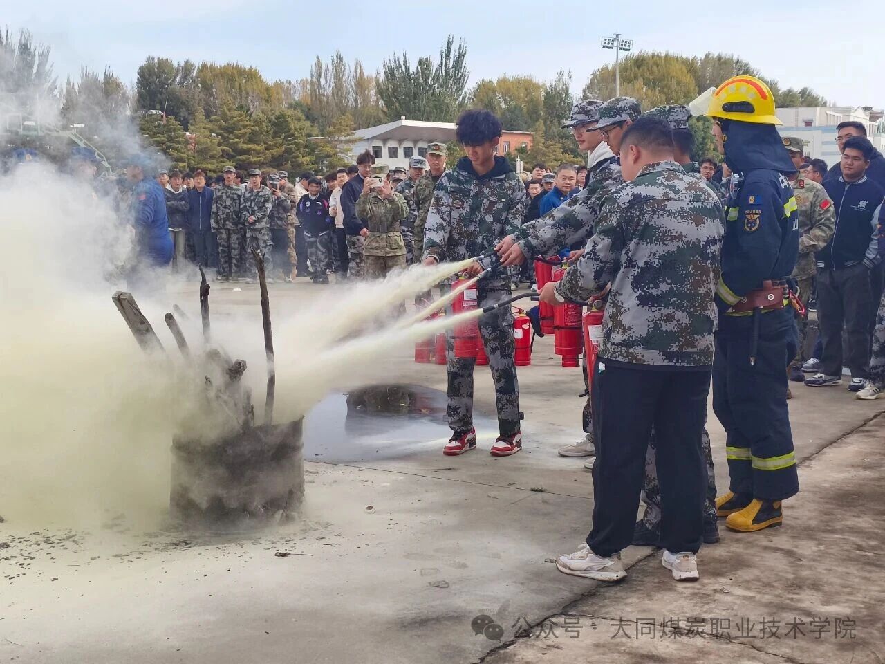 微信图片_2025-12-08_100123_244.jpg 微信图片_2025-12-08_100123_244.jpg