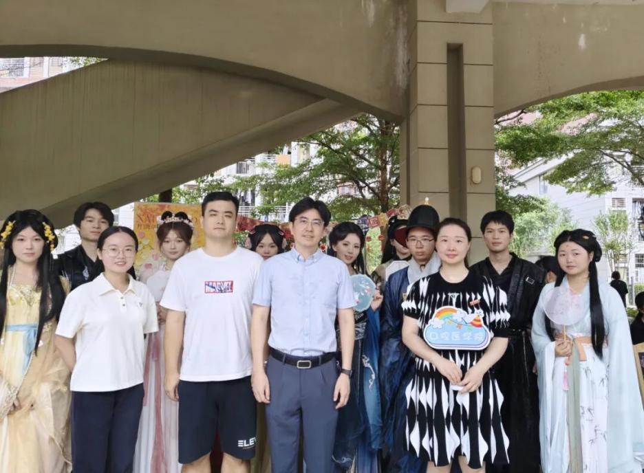 图片2.jpg 图片2.jpg