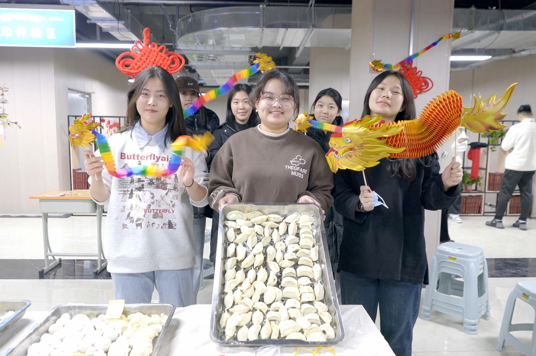 微信图片_2025-12-10_212650_273.png 微信图片_2025-12-10_212650_273.png