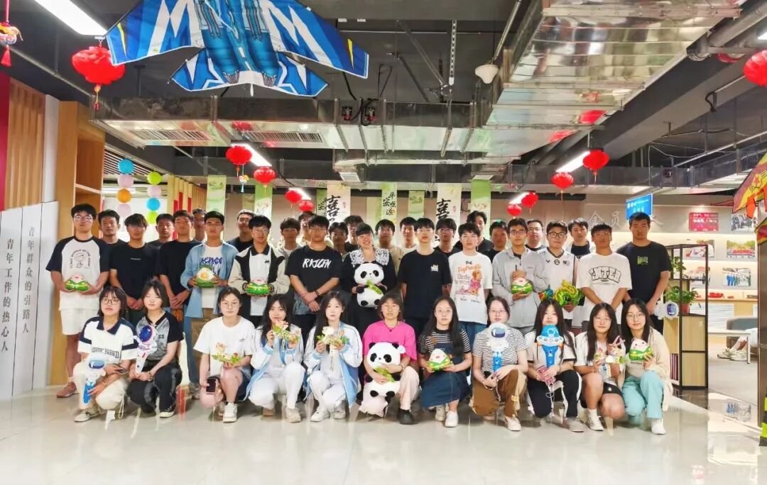 微信图片_2025-12-10_212528_440.jpg 微信图片_2025-12-10_212528_440.jpg