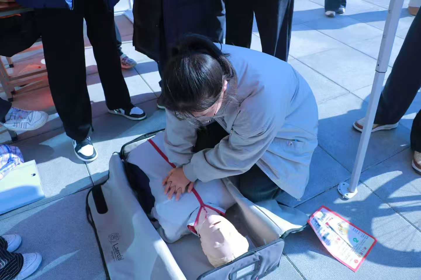 青年志愿集市 (1).jpg 青年志愿集市 (1).jpg