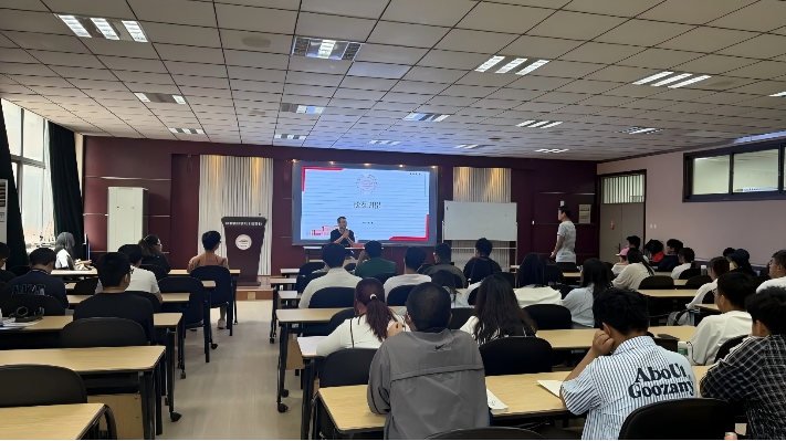 “一站式”学生社区｜计算机科学与工程学院校友返校活动