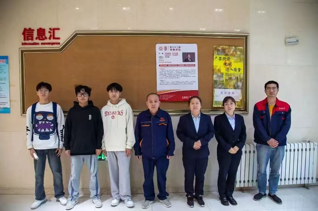 5001882b2c89294b066b93e2e7fccc63.jpg 5001882b2c89294b066b93e2e7fccc63.jpg