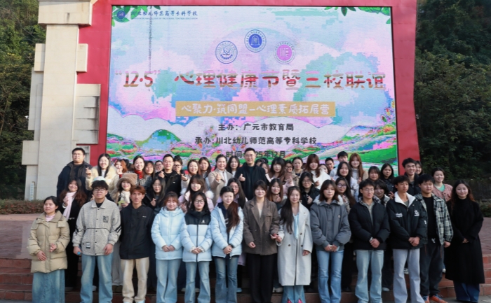 1765425496095082884.jpg 红星4_副本.jpg