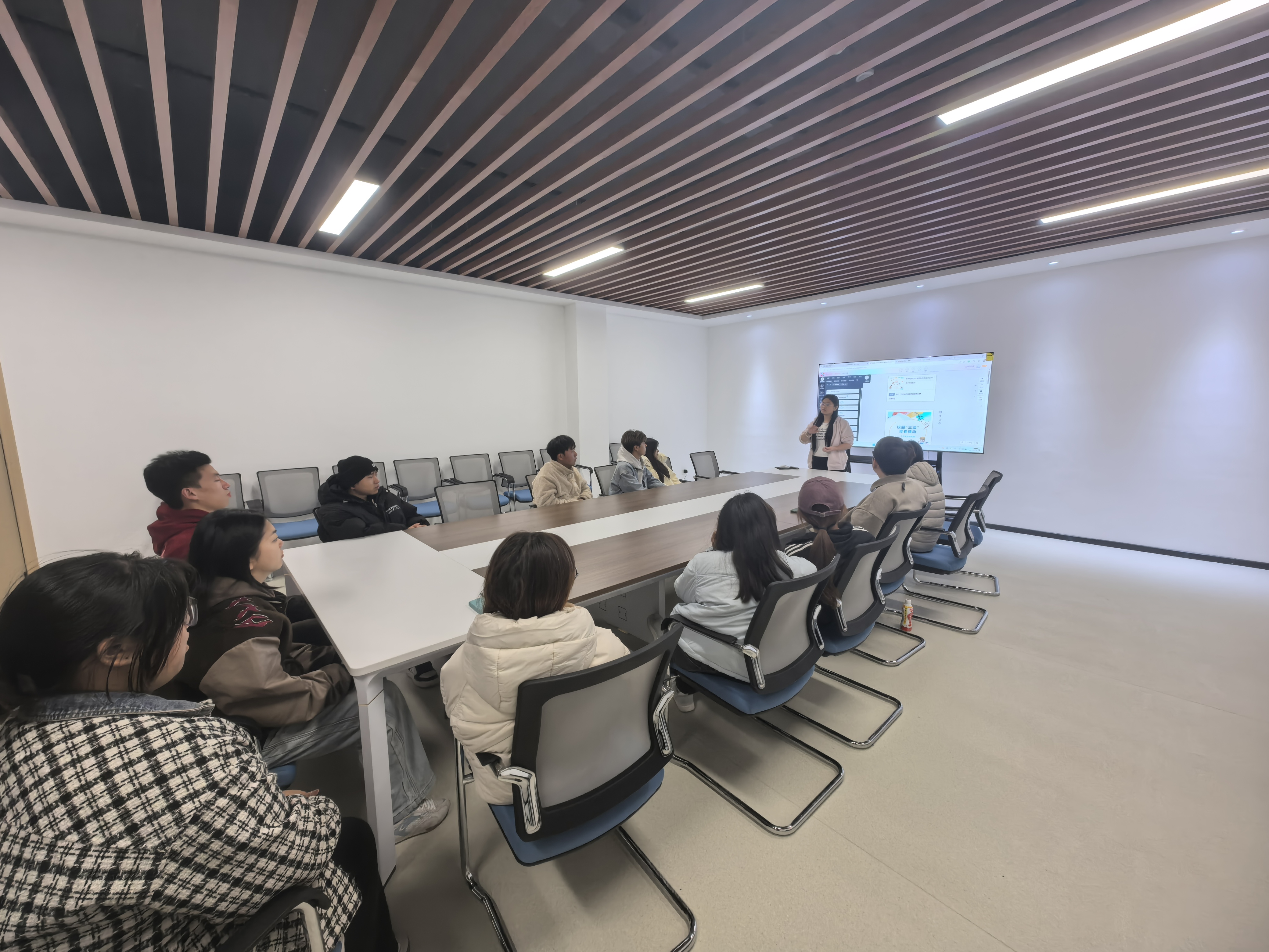 微信图片_20251211185408_144_141.jpg 微信图片_20251211185408_144_141.jpg