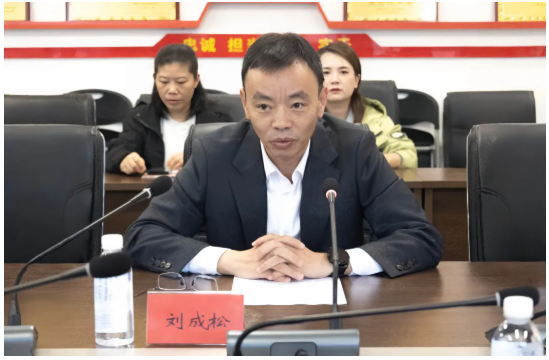 ScreenShot_2025-12-12_153738_226.png ScreenShot_2025-12-12_153738_226.png