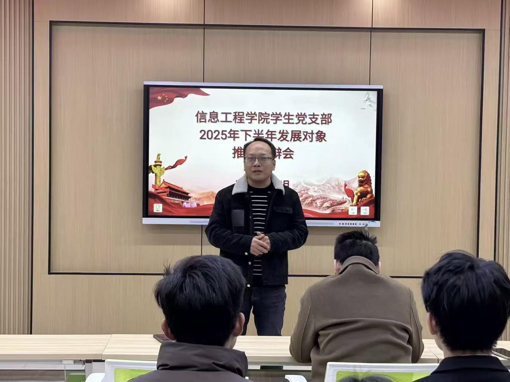 c38b181939717333ac0dcdb156407e51.jpg c38b181939717333ac0dcdb156407e51.jpg