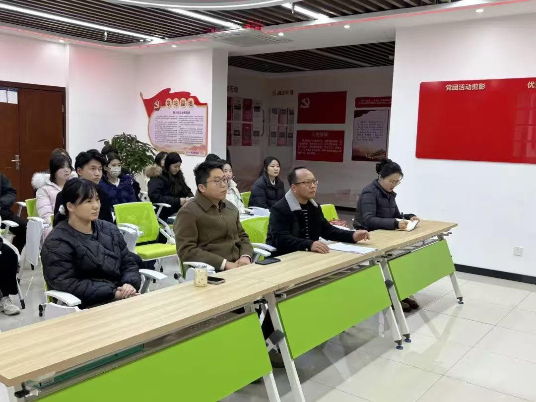 284e0e82da8c2173ddde04124f8e5309.jpg 284e0e82da8c2173ddde04124f8e5309.jpg