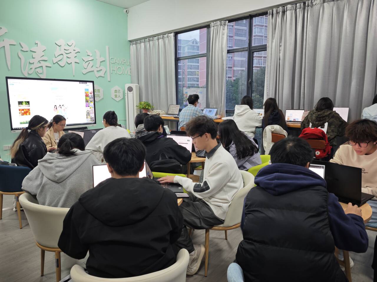 68cb9900e9657051edab432960108391_720.jpg 68cb9900e9657051edab432960108391_720.jpg