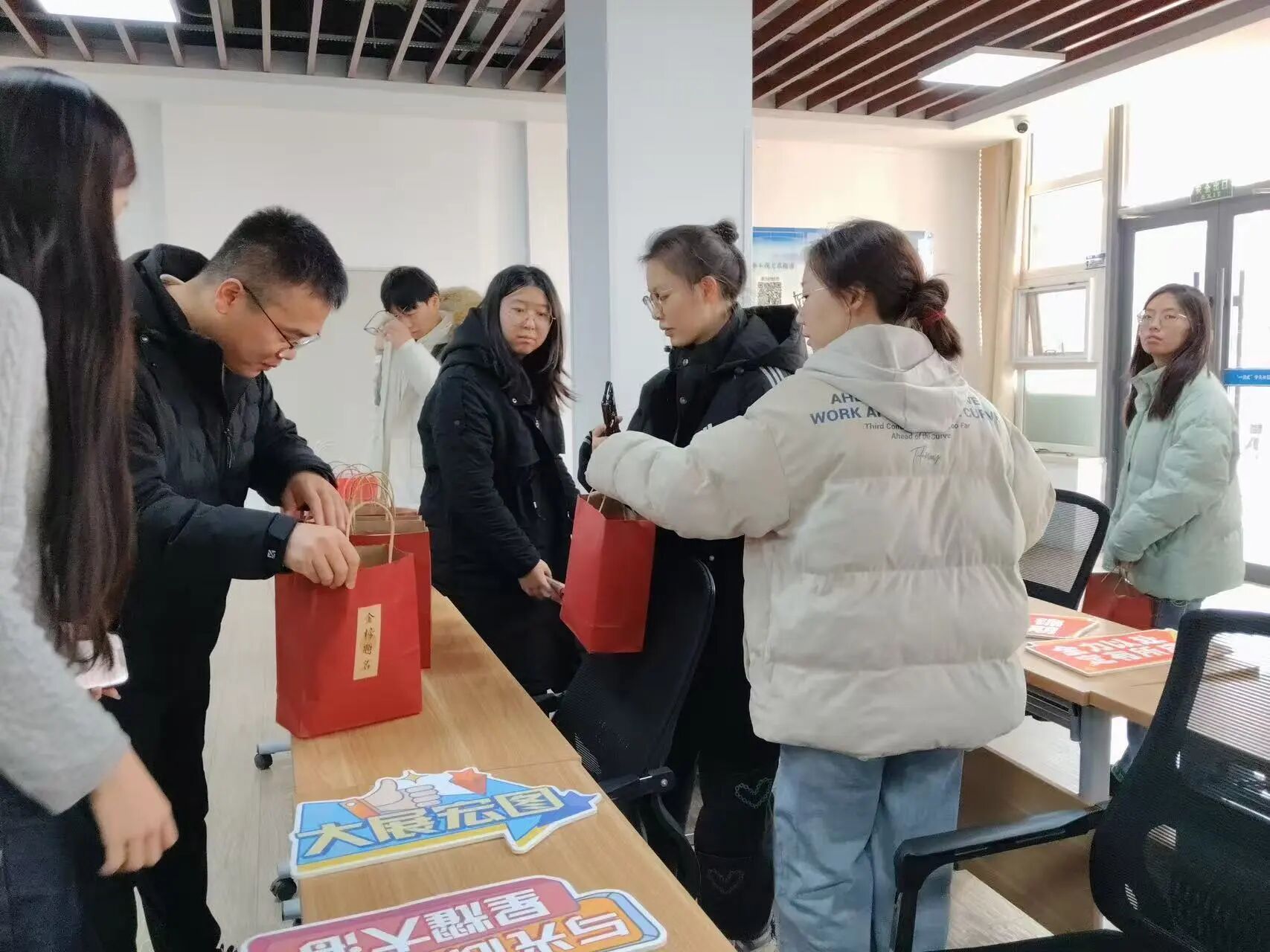 8c7cc47ee66c03a10571e8b278861494.jpg 8c7cc47ee66c03a10571e8b278861494.jpg