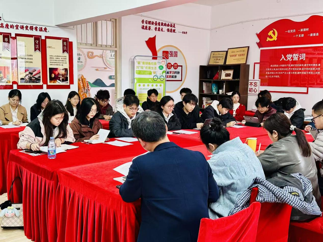 湖北文理学院政法学院：“党建引领、五站一体”——以党建引领“一站式”学生社区建设