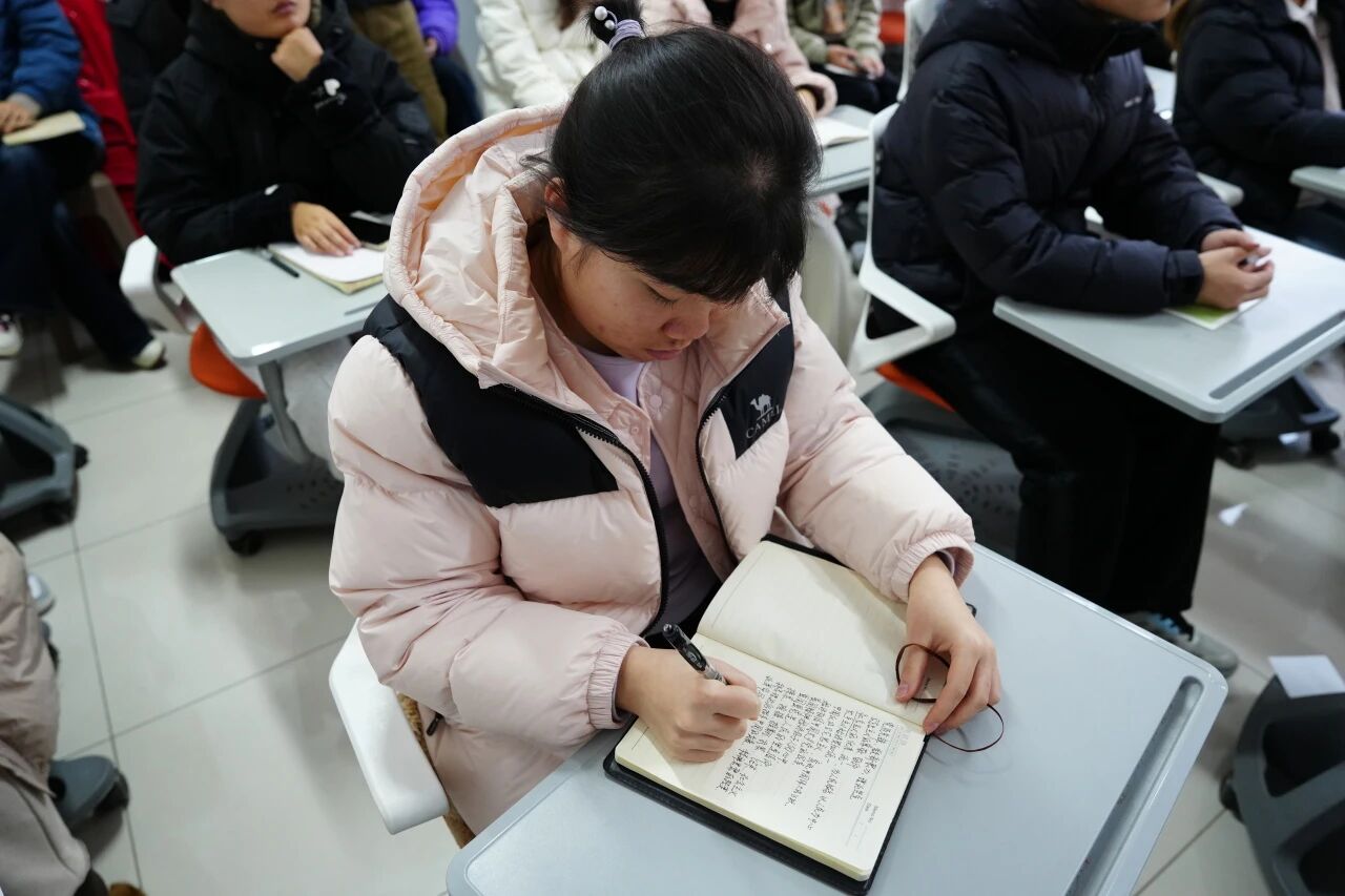 微信图片_2025-12-22_141946_884.jpg 微信图片_2025-12-22_141946_884.jpg