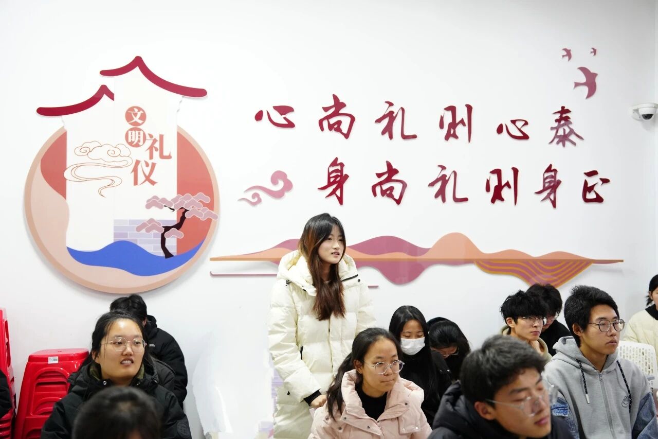 微信图片_2025-12-22_142054_385.jpg 微信图片_2025-12-22_142054_385.jpg