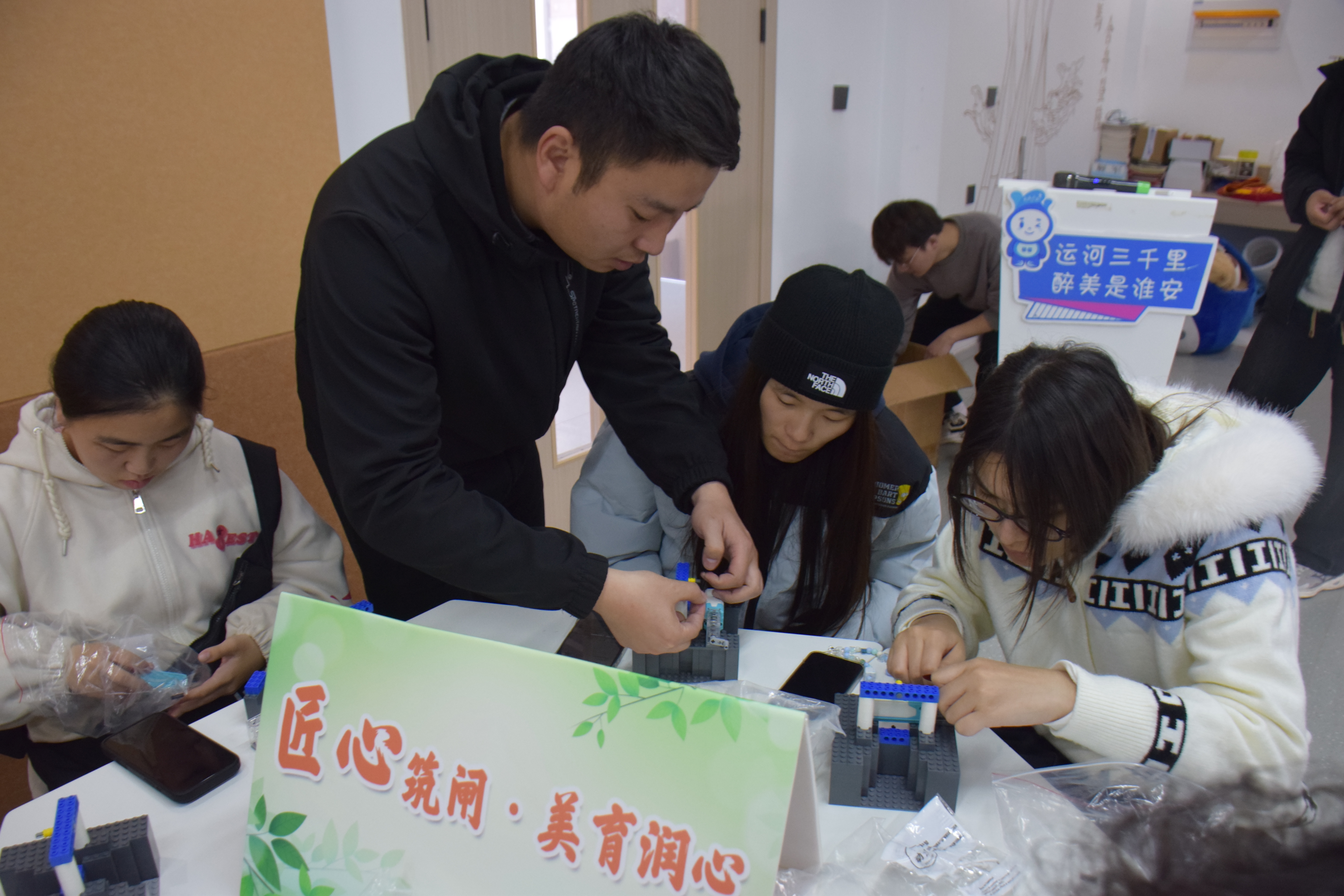 DSC_0158.JPG DSC_0158.JPG