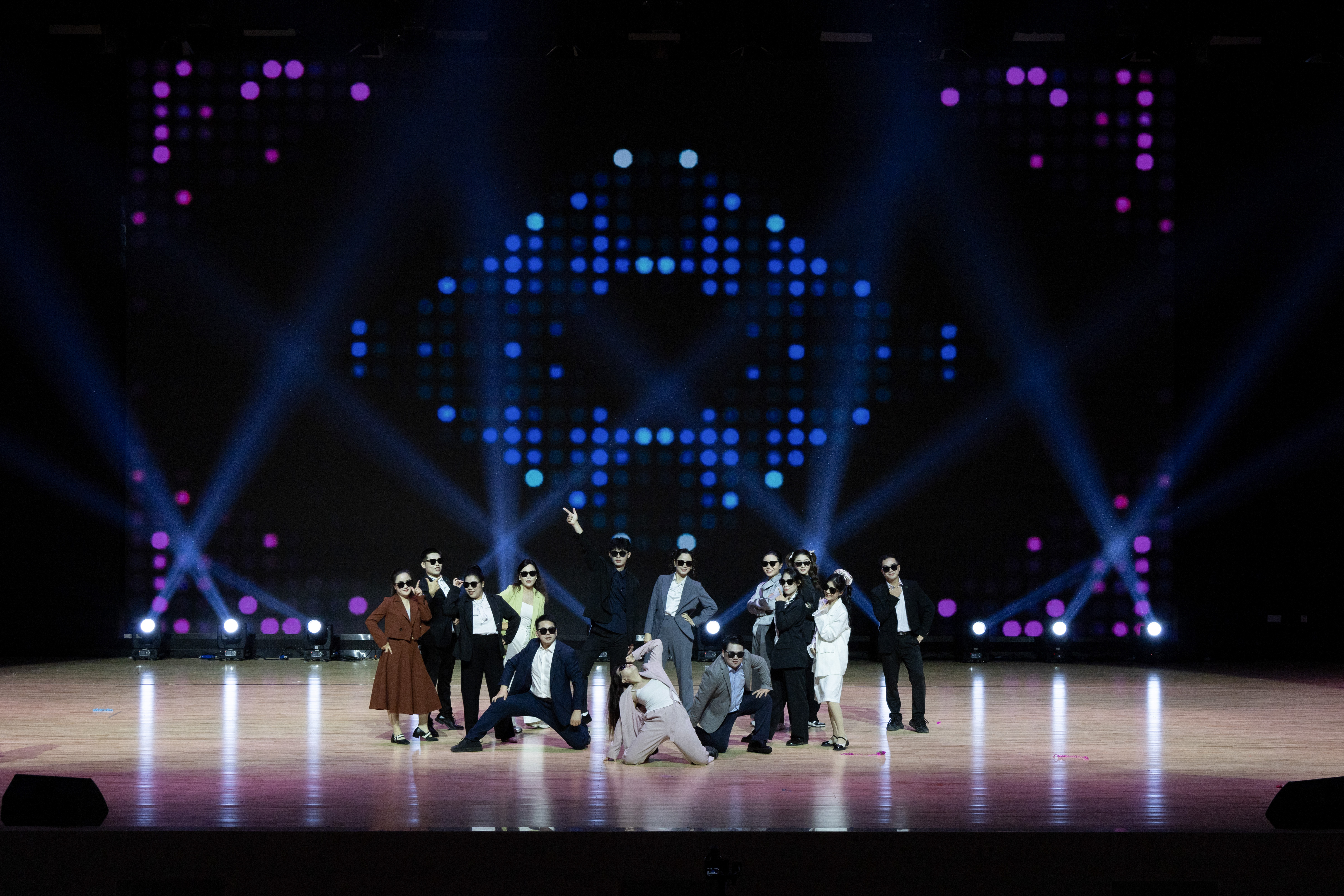 1.《同心燃》——学校团委老师.jpg 1.《同心燃》——学校团委老师.jpg