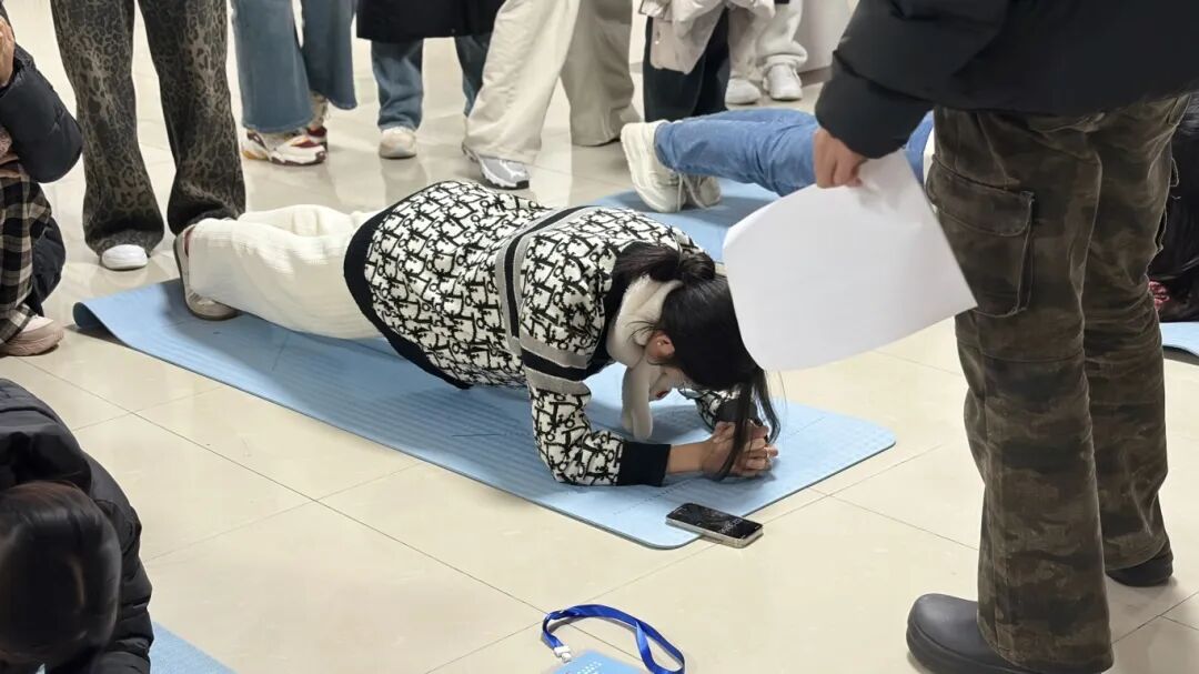 力量王3.jpg 力量王3.jpg