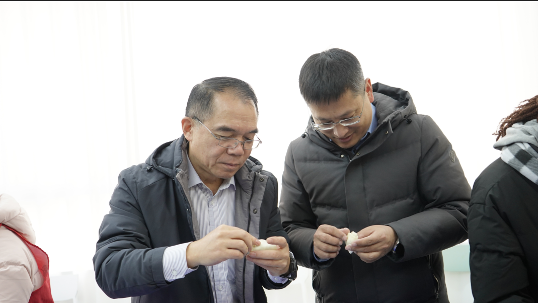 屏幕截图 2025-12-29 232043.png 屏幕截图 2025-12-29 232043.png