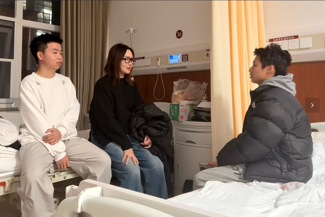 屏幕截图 2025-12-29 231413.png 屏幕截图 2025-12-29 231413.png