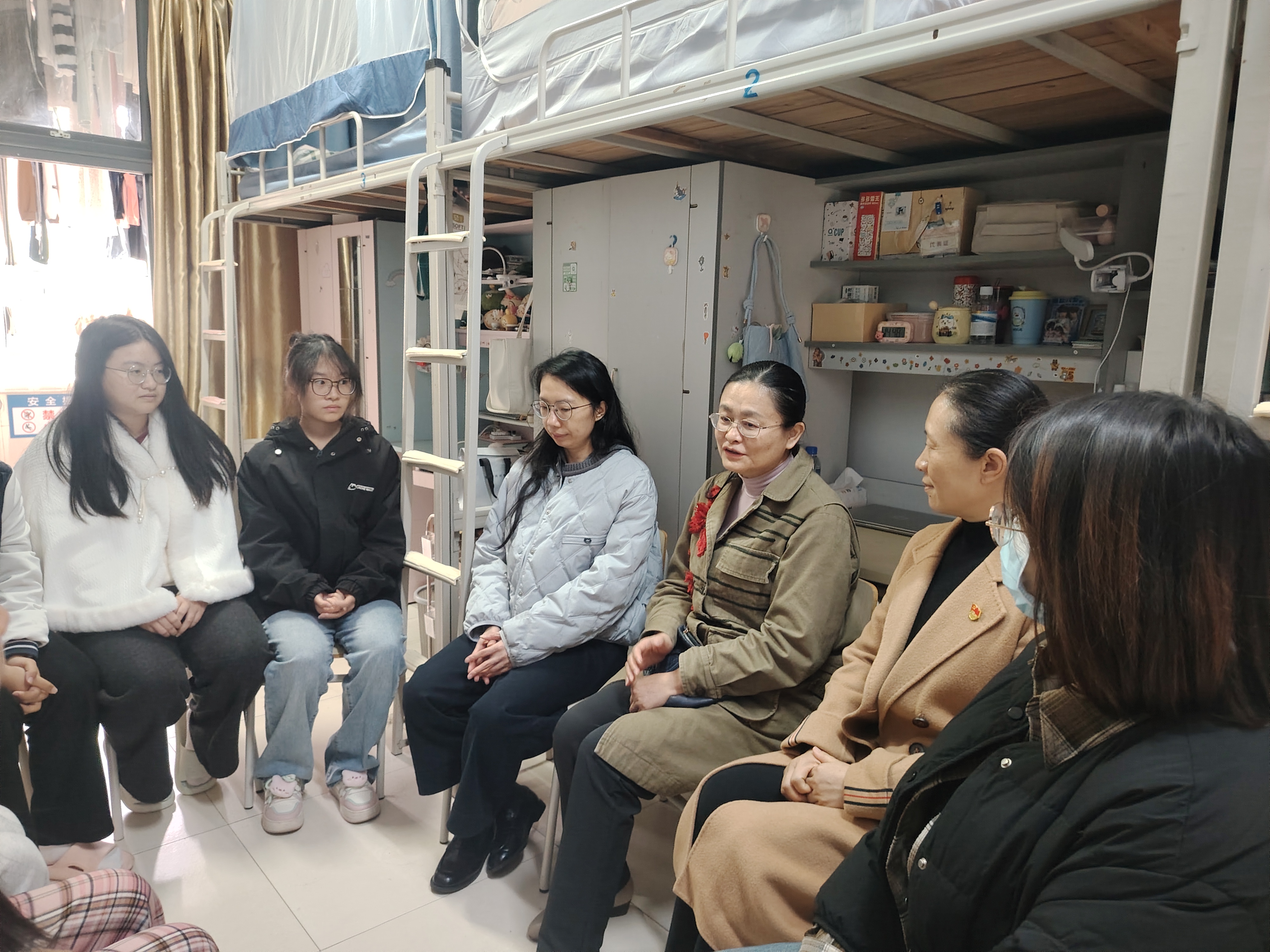 走访现场.jpg 走访现场.jpg